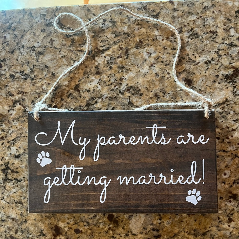 Engagement photo dog sign